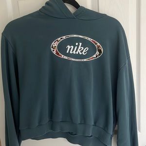 Cute Cropped nike hoodie